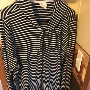 Cute lightweight black and white jacket